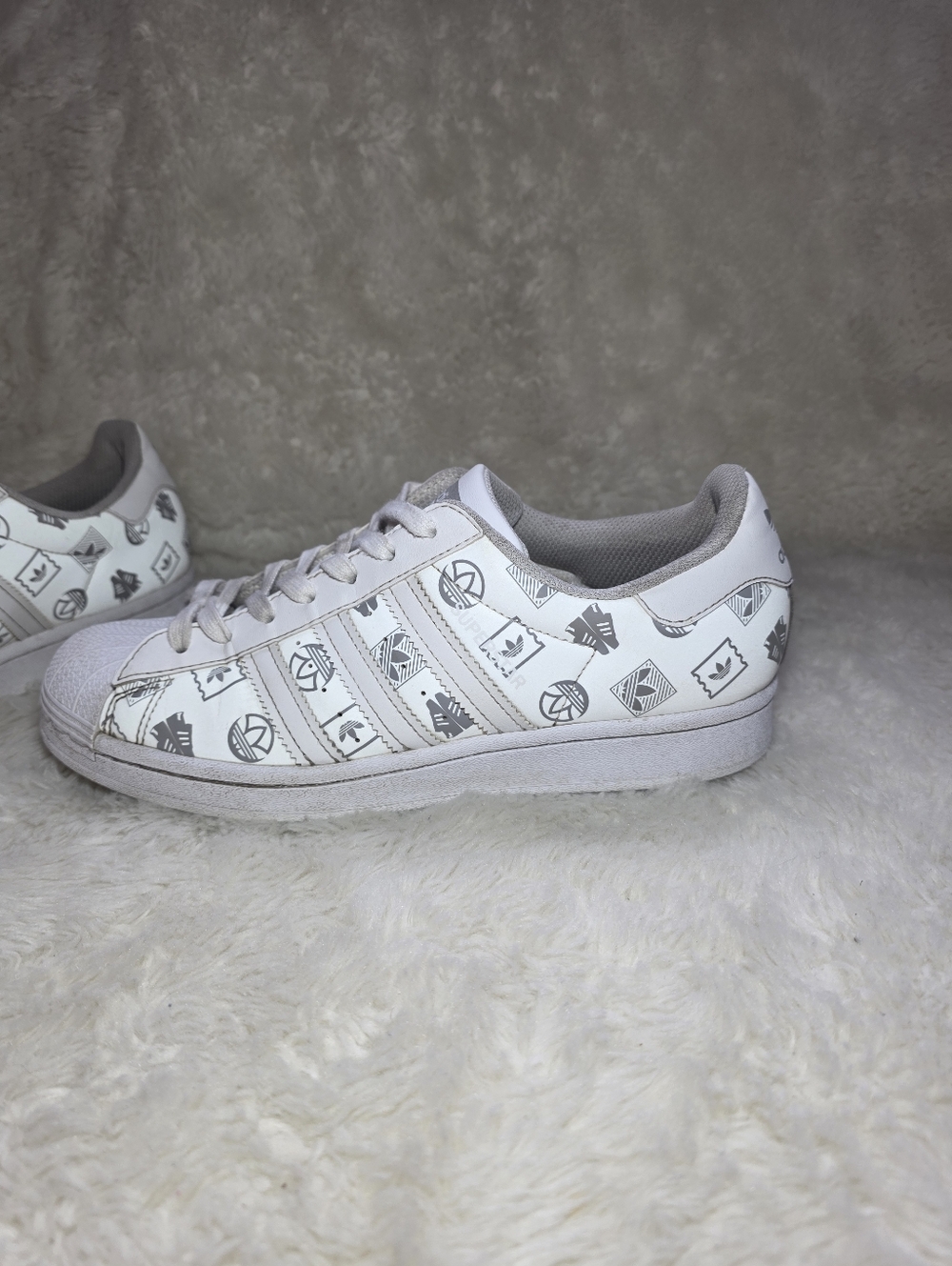 2021 Adidas Originals Superstar "Reflective Logo Print" — Size 8 - Picture 2 of 9
